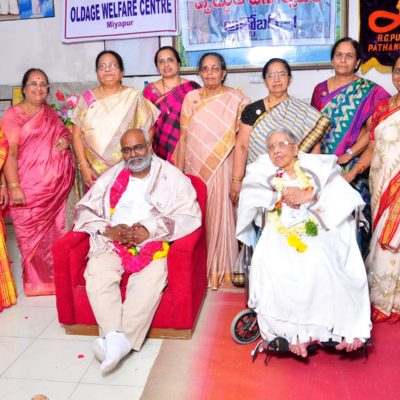 Keeravani_visit_oldage